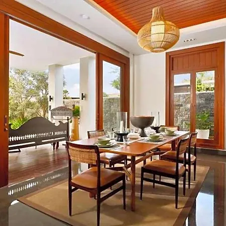 Wooden House 10 Bedroom Amazing View Ir117A