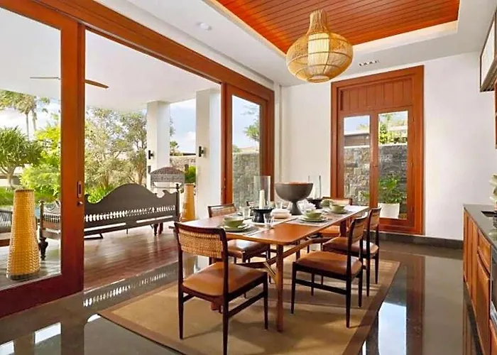 Wooden House 10 Bedroom Amazing View Ir117a Villa *