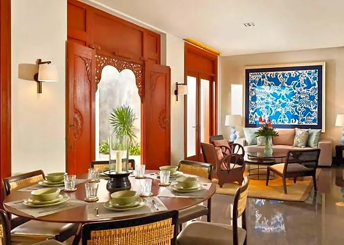 Wooden House 10 Bedroom Amazing View Ir117a *